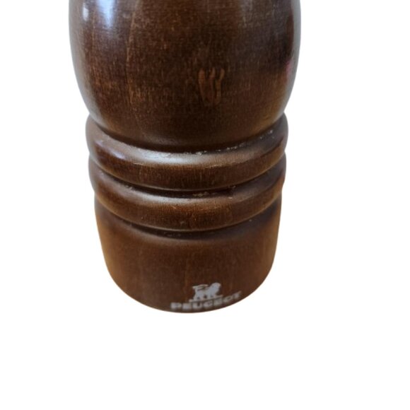 Peugeot France Paris 18cm Pepper Mill – Light Brown Gloss – Vintage Wood - Picture 2 of 7